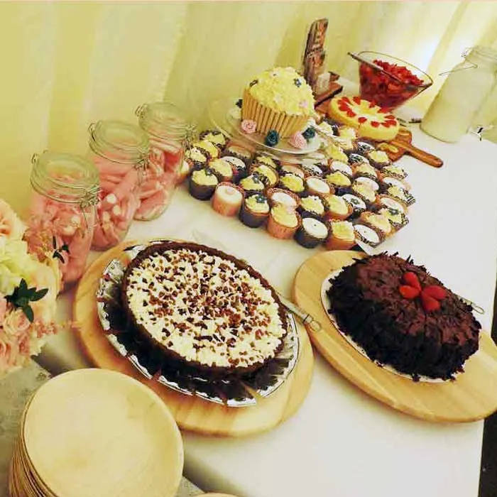 wedding catering swindon - All Events Hog Roast Puddings