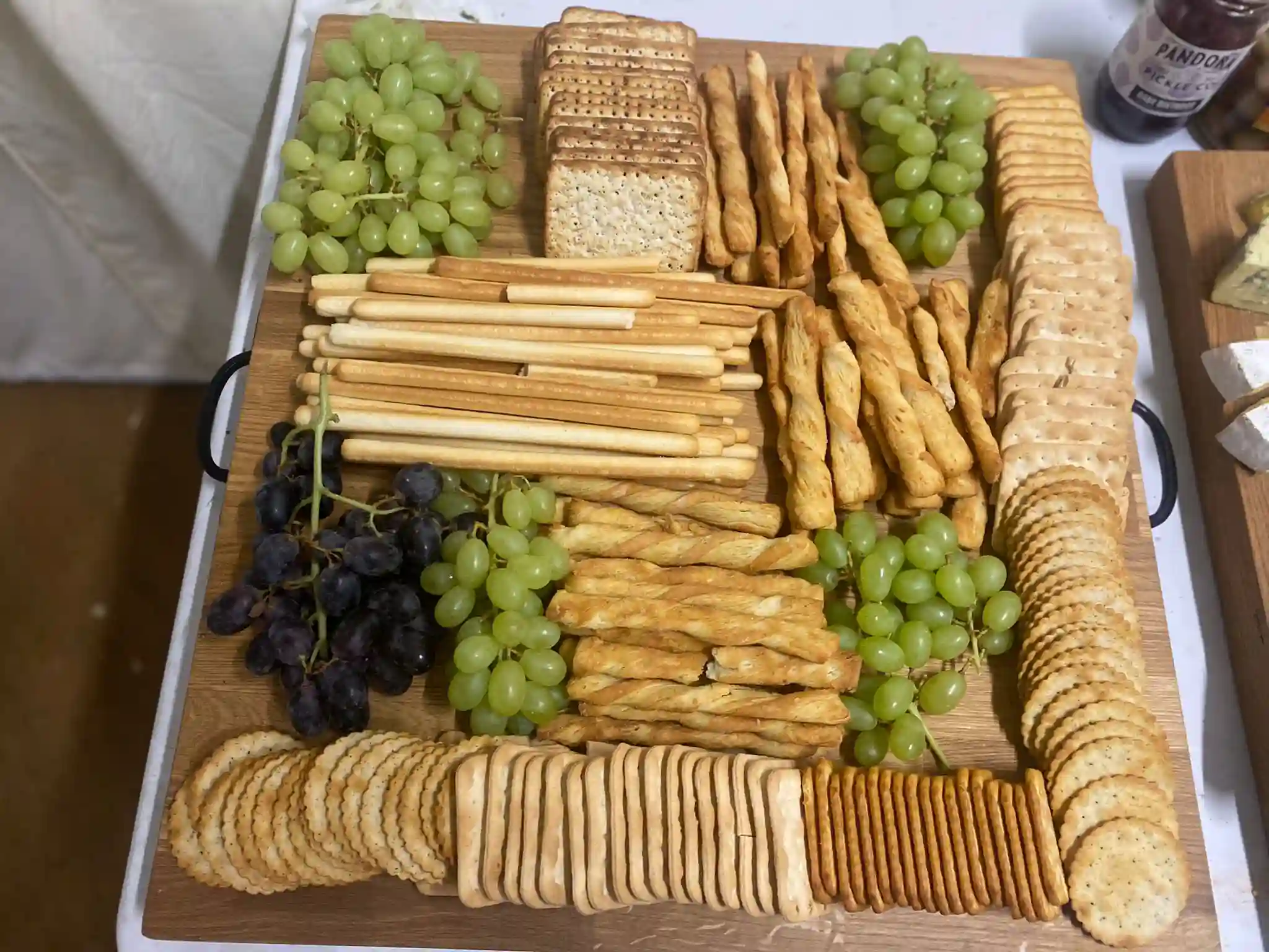 Cheese crackers, grapes, breadsticks